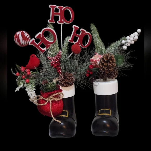 Ho Ho Ho Santa's Boots Handcrafted Center Piece - Picture 2 of 5